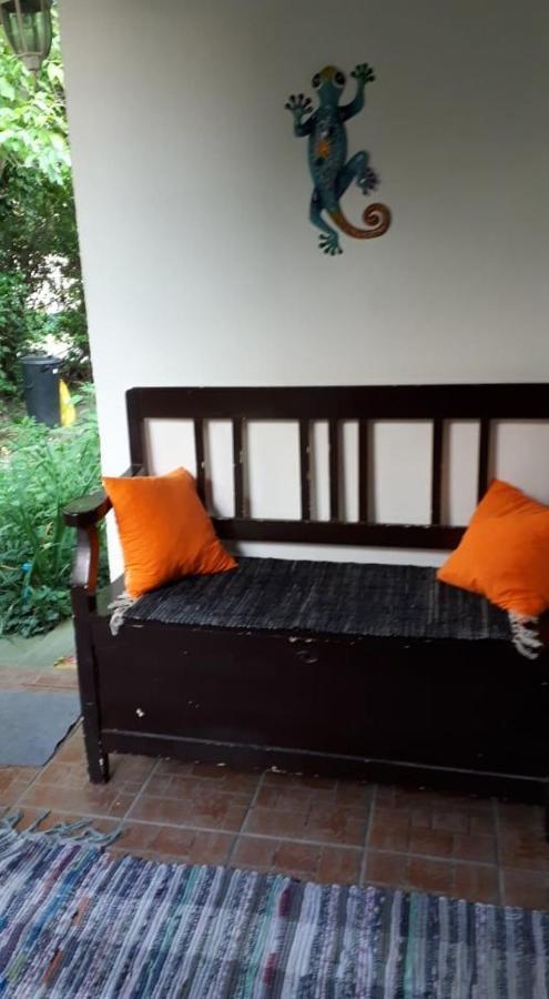 Kerekparos Es Zarandok Vendeghaz Villa Apostag ภายนอก รูปภาพ